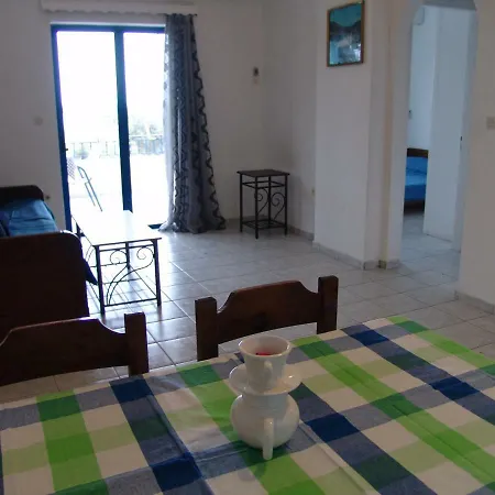 Bay Apartment